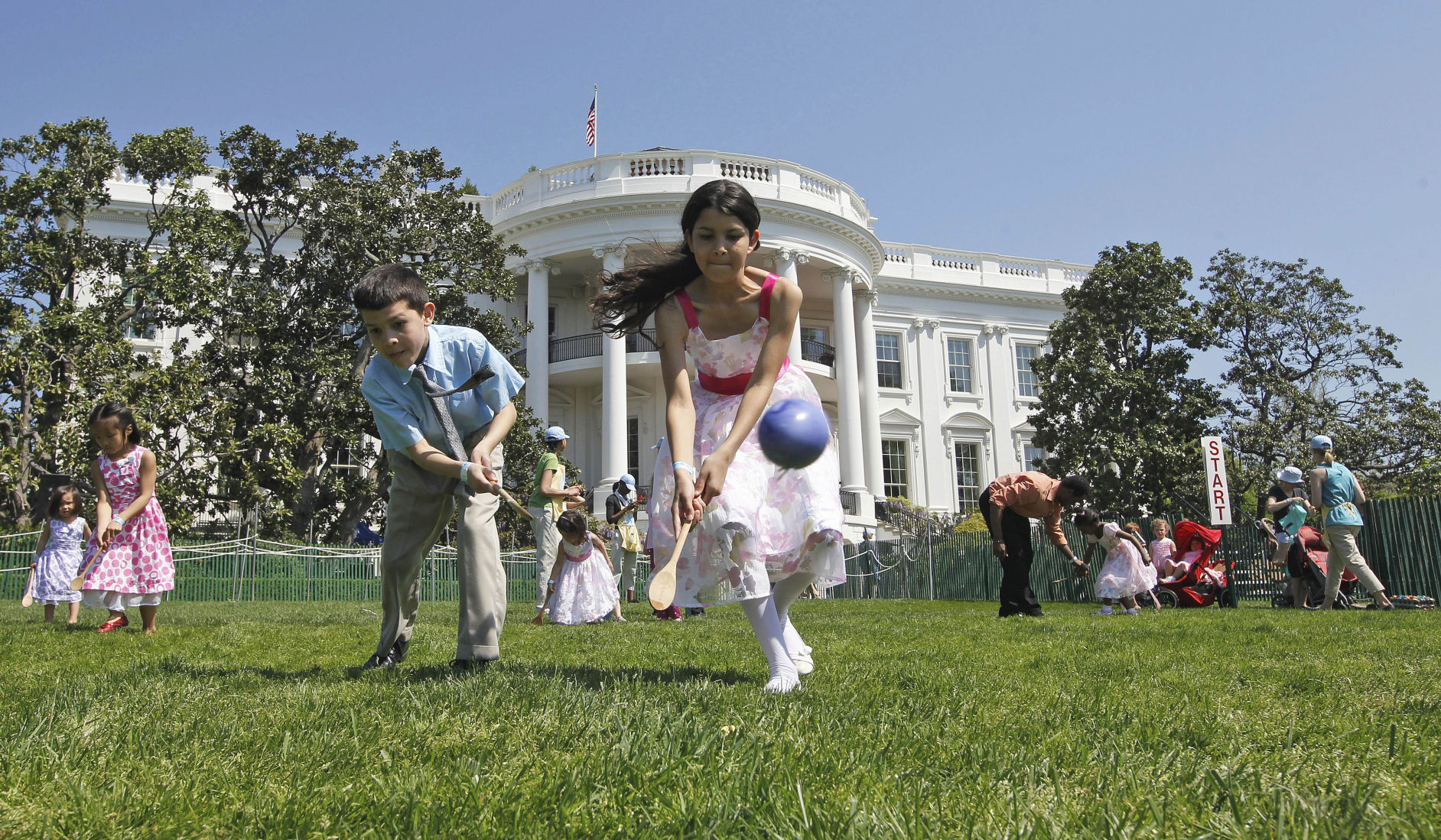 White House Easter, 2011
